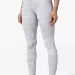 lululemon athletica Light Gray Camouflage Leggings, Size 4